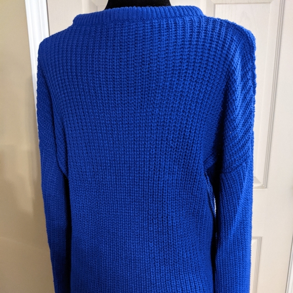 Blue knit sweater - Picture 3 of 3